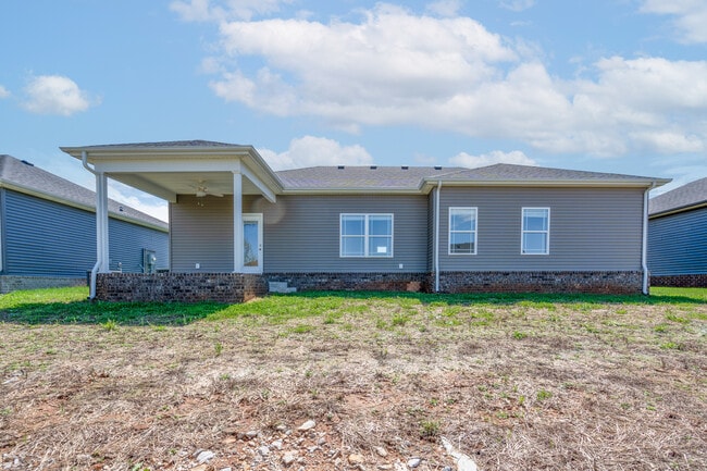 Building Photo - 2682 Cedrus Ave