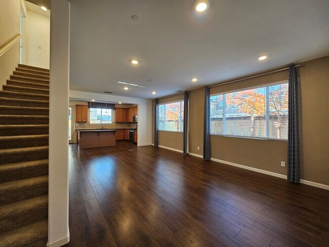 Building Photo - 10900 Merrick Way