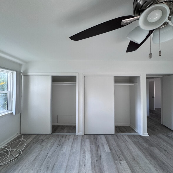 Building Photo - 5527 Radford Ave