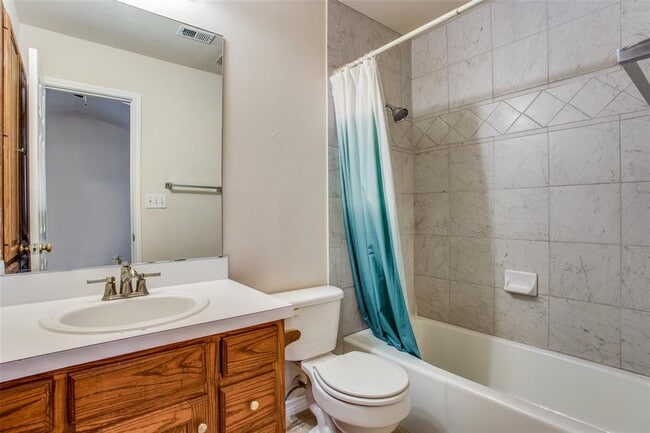 Building Photo - 8811 Clearbrook Trail