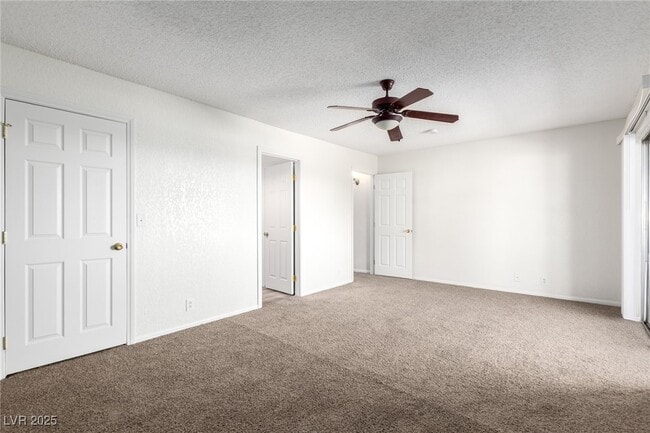 Building Photo - 100 S Crestline Dr