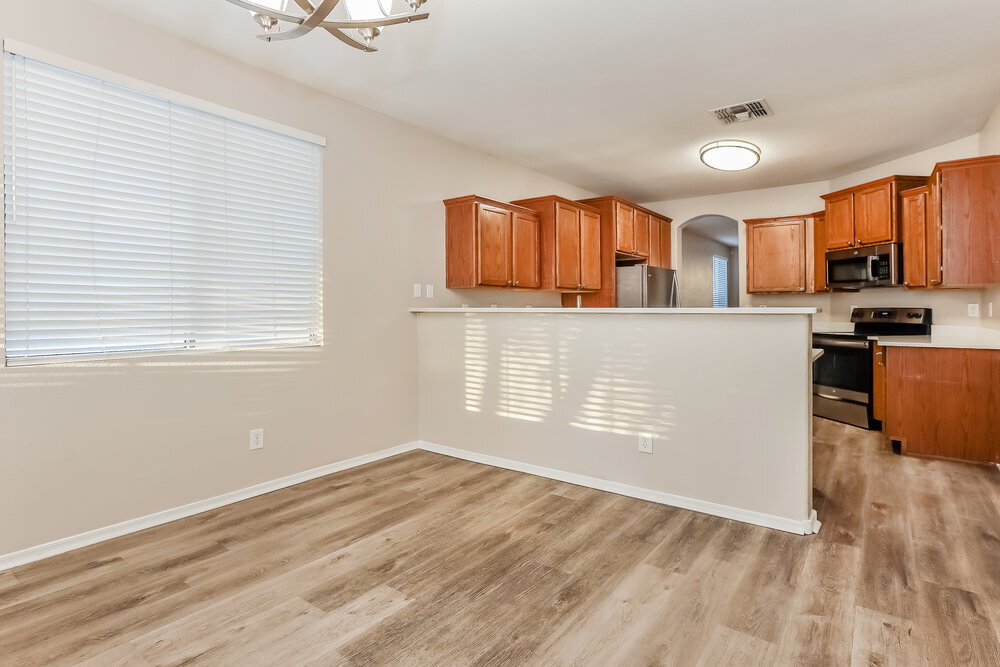 Building Photo - 6603 S 17th Ave