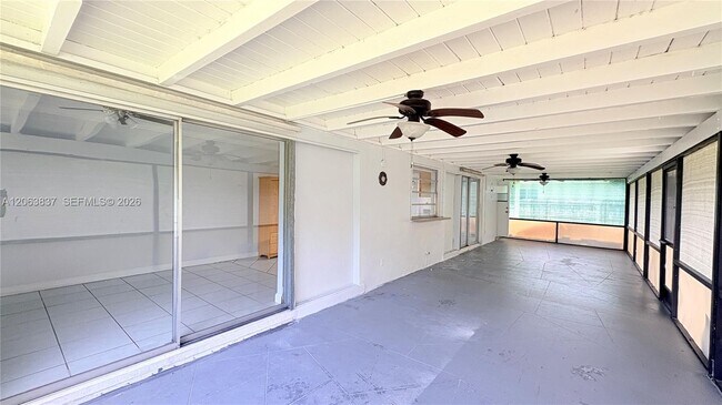 Building Photo - 4440 NW 4th Ct