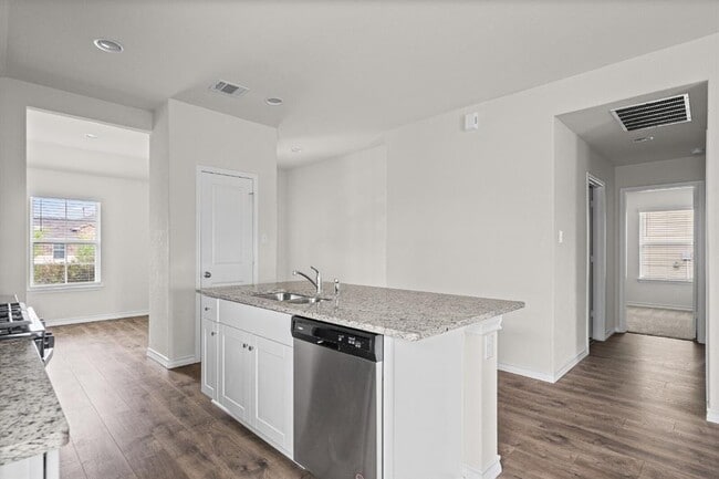 Building Photo - 388 Arbor Hills