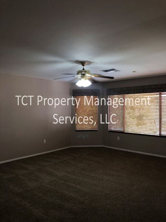 Building Photo - Gorgeous Home in Superstition Springs Village