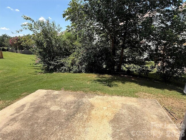 Building Photo - 2146 McKenzie Creek Dr