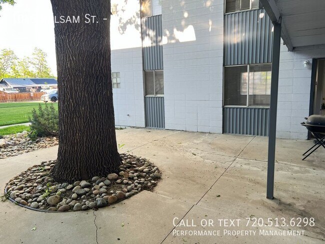 Building Photo - 1045 Balsam St