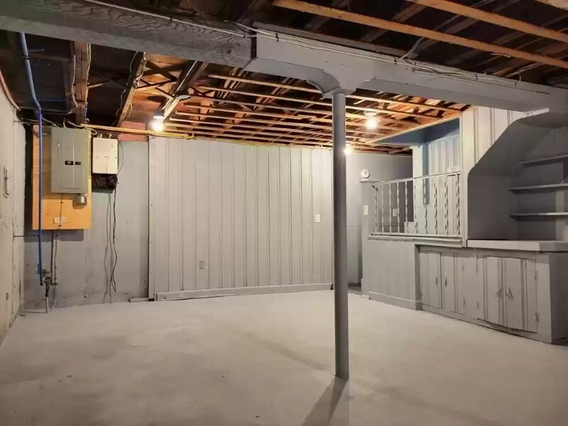 Building Photo - 15 Boyden Dr