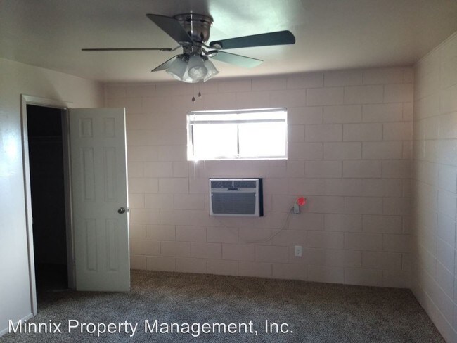 Building Photo - 1 br, 1 bath Apartment - 226 N. Magdalen