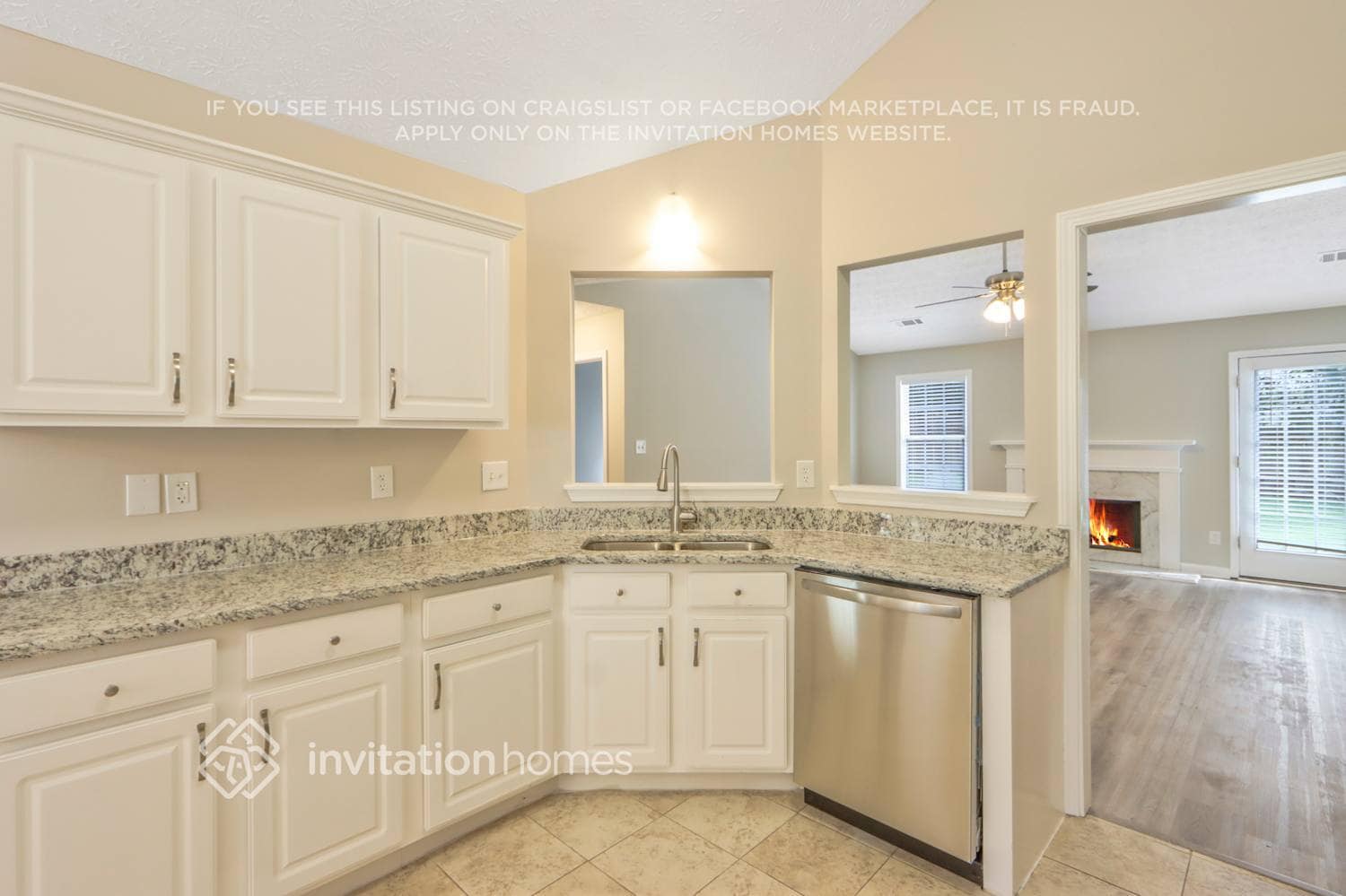Building Photo - 370 Telford Dr