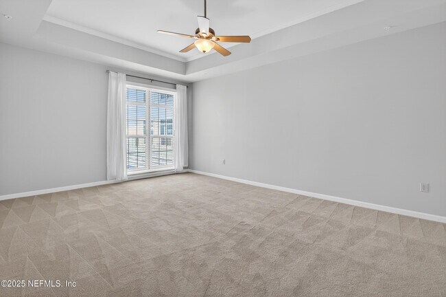 Building Photo - 400 E Bay St