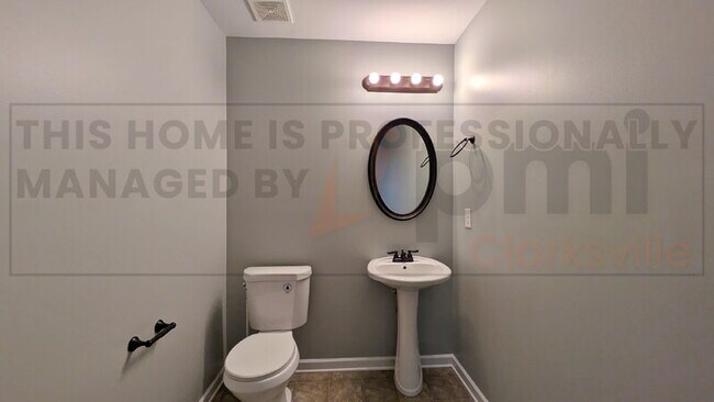 Building Photo - 717 Sleek Fox Dr