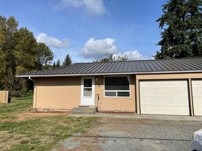 Building Photo - 13317 28th St NE