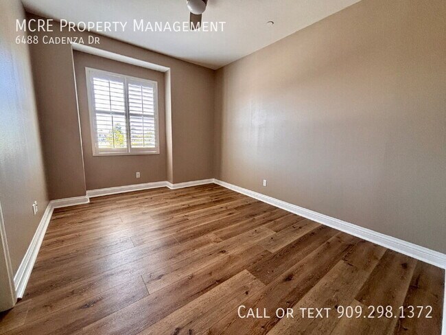 Building Photo - 6488 Cadenza Dr
