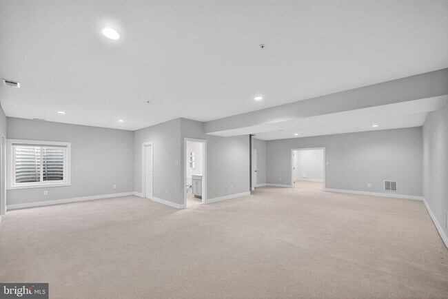 Building Photo - 11540 Iager Blvd
