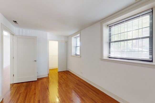 Floorplan - 5234-5244 S. Ingleside Avenue