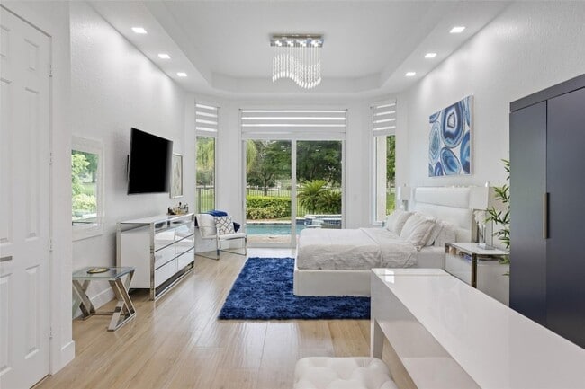 Building Photo - 2534 Golf View Dr