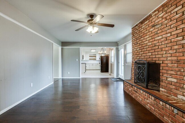 Building Photo - 3213 NW 61st Pl