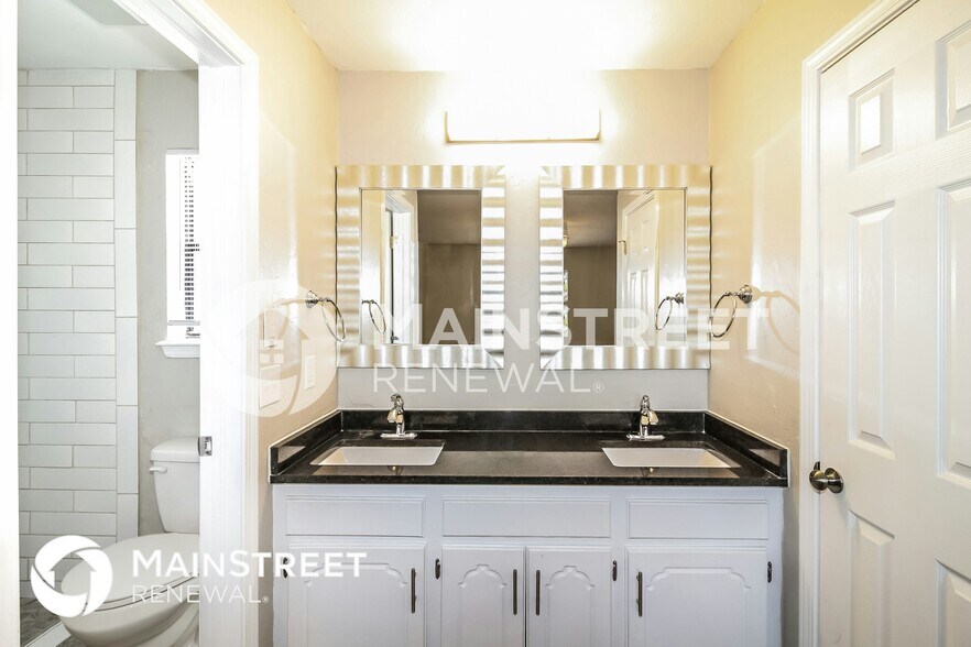 Building Photo - 1113 Countrywood Ln