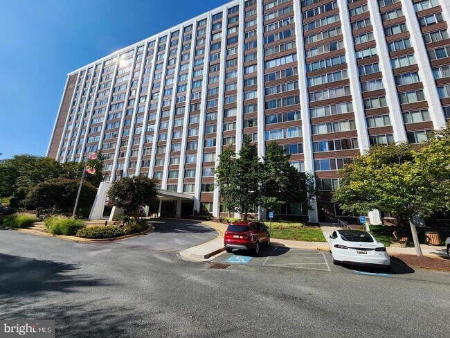 Building Photo - 11801 Rockville Pike
