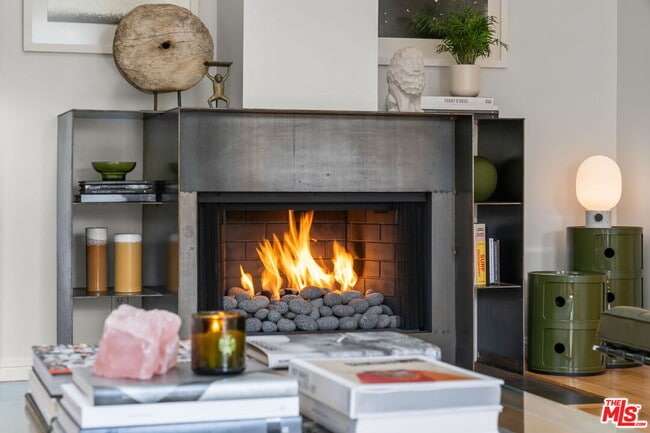 Building Photo - 1510 Electric Ave