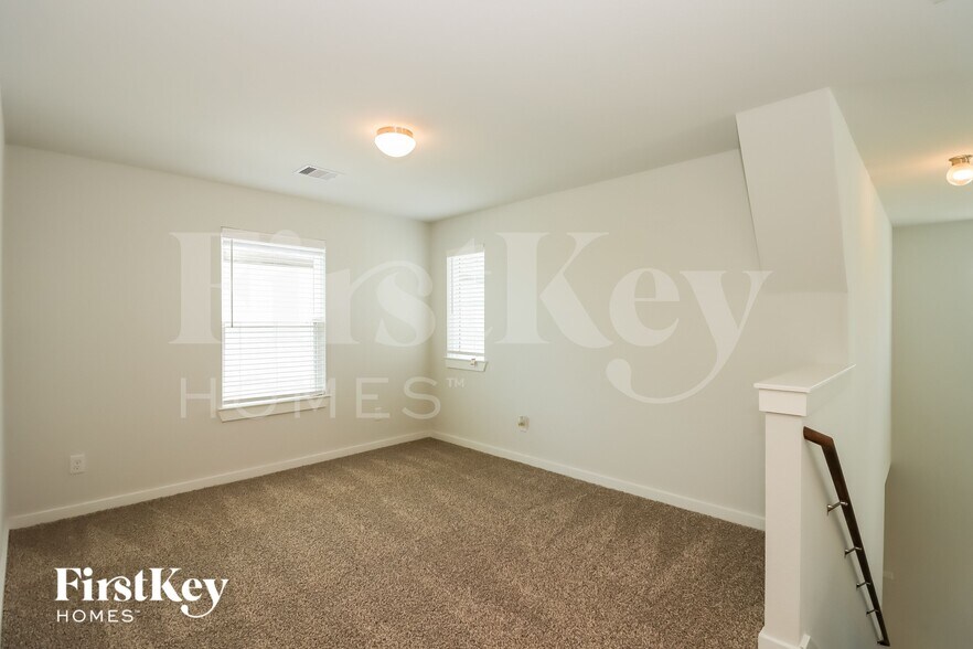 Building Photo - 15418 Formaston Dr