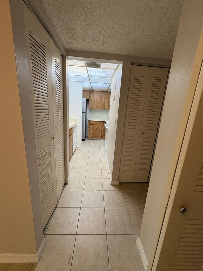 Building Photo - 140 Orchid Woods Ct