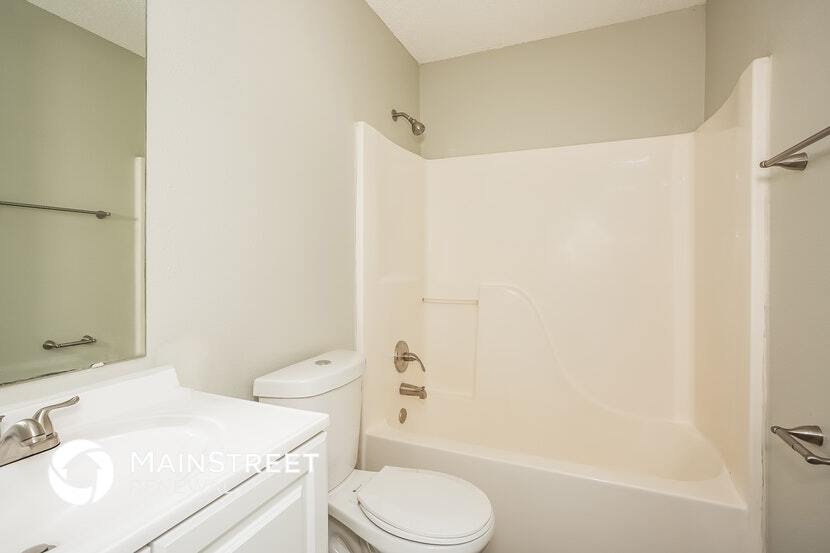 Building Photo - 4550 Riverbrook Ln