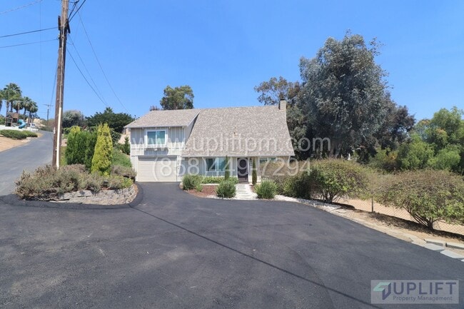 Building Photo - Stunning Home in Granite Hills! 3 Bed plus...