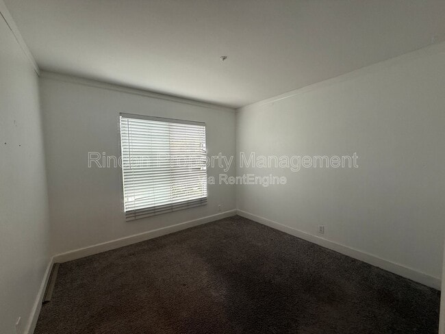 Building Photo - 1220 Nautical Way