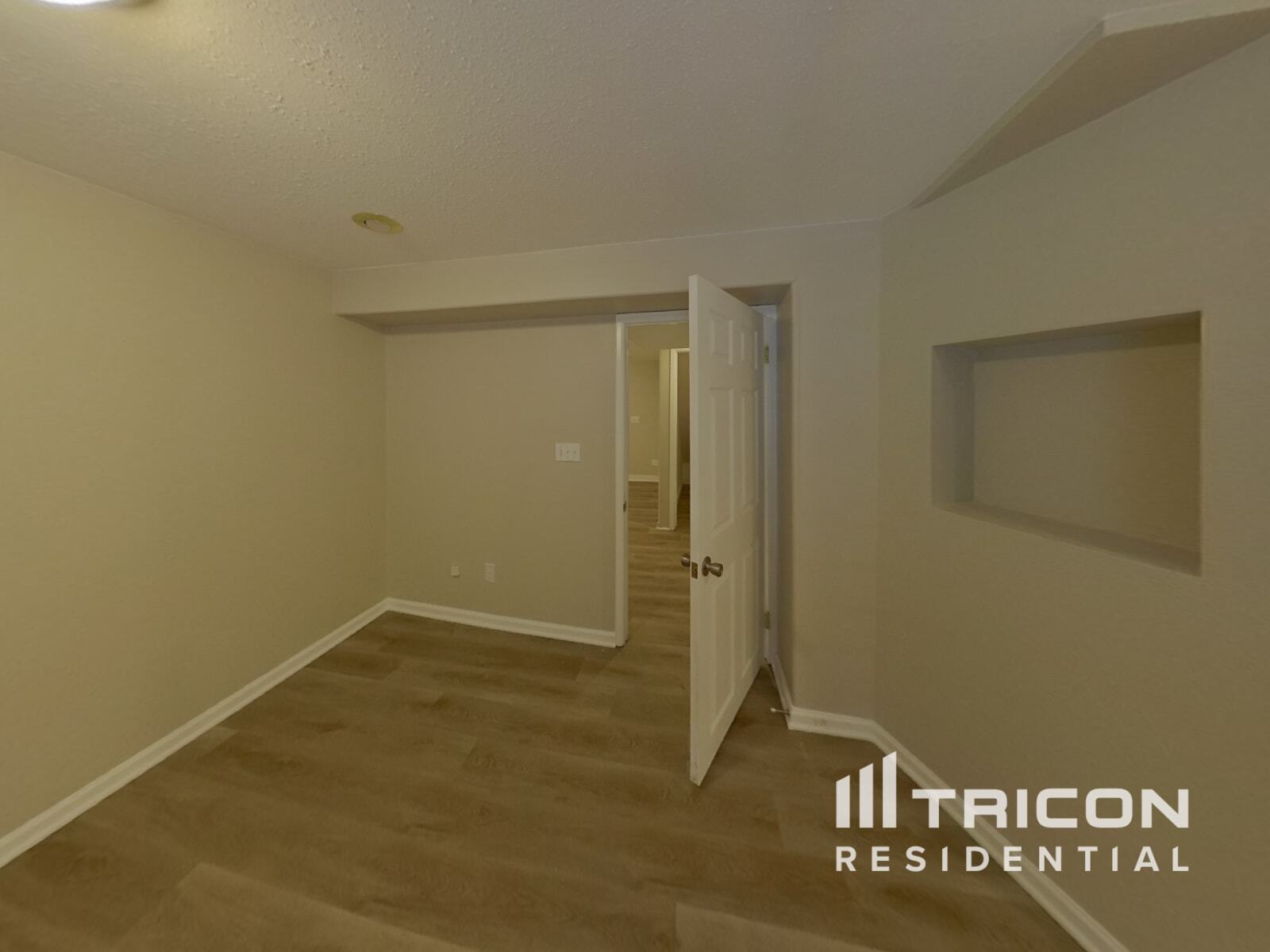 Building Photo - 1584 Canoe Creek Dr N