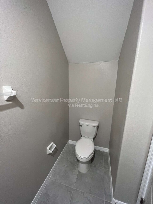 Building Photo - 7303 Canterbury Bells Ct