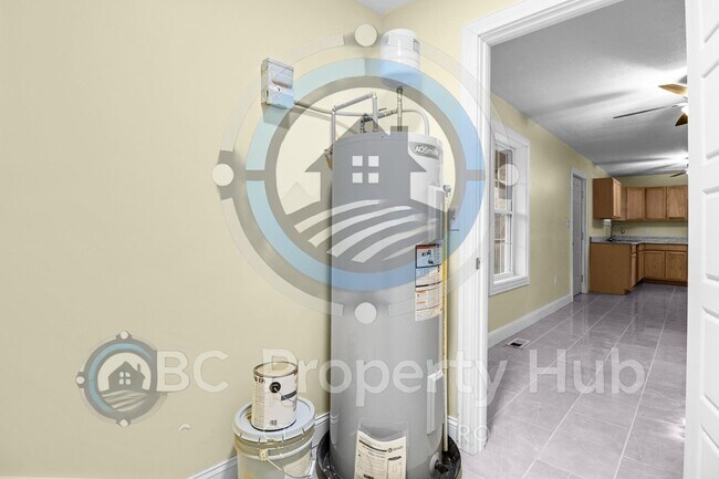 Building Photo - 97 Blakley Subdivision Rd