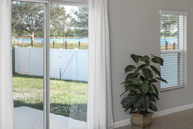 Building Photo - 3197 SW Armucher St