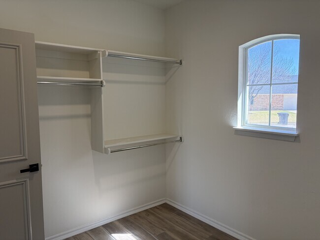 Building Photo - 11601 Hackney Ln