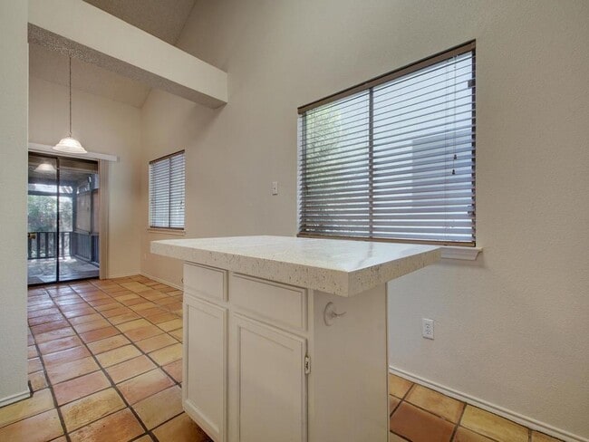 Building Photo - 6305 Evangeline Trail