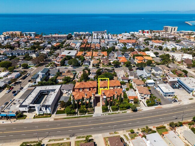 Building Photo - 617 S Pacific Coast Hwy