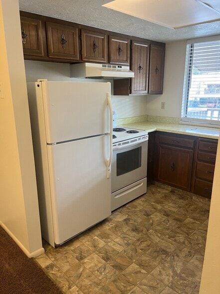 Building Photo - 1460 Vega Cir