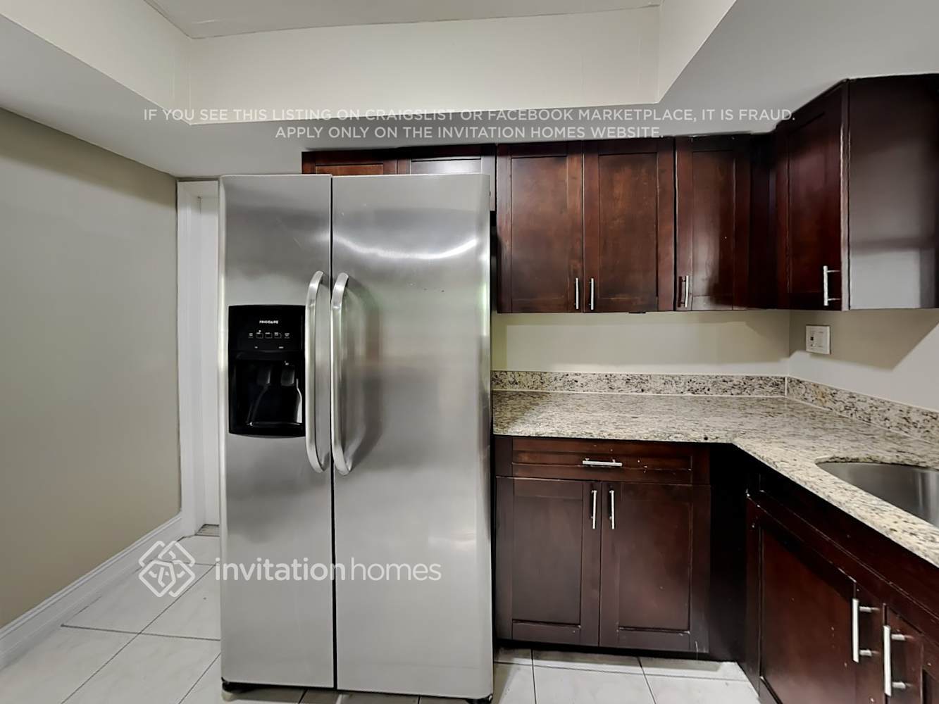 Building Photo - 341 SW 64th Ave