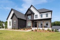 Building Photo - 4510 Hawthorn Cir