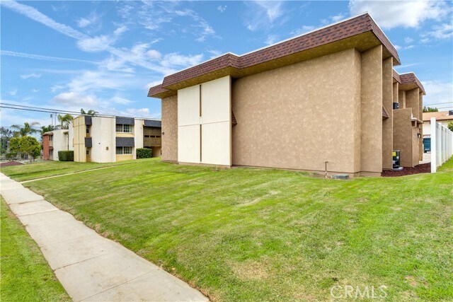 Building Photo - 11119 Poplar St