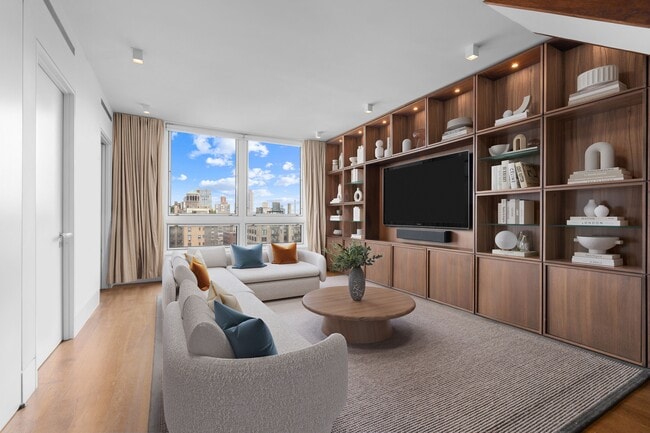 Building Photo - 1080 Madison Ave