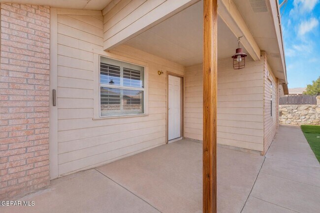 Building Photo - 3092 Tierra Bowles Dr