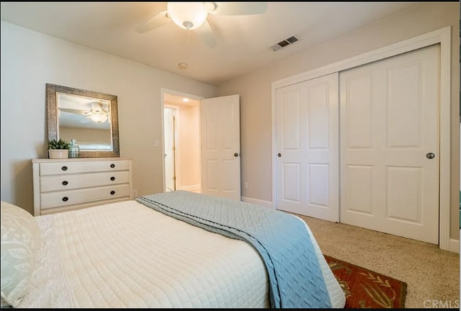 Building Photo - Great Home Close to All