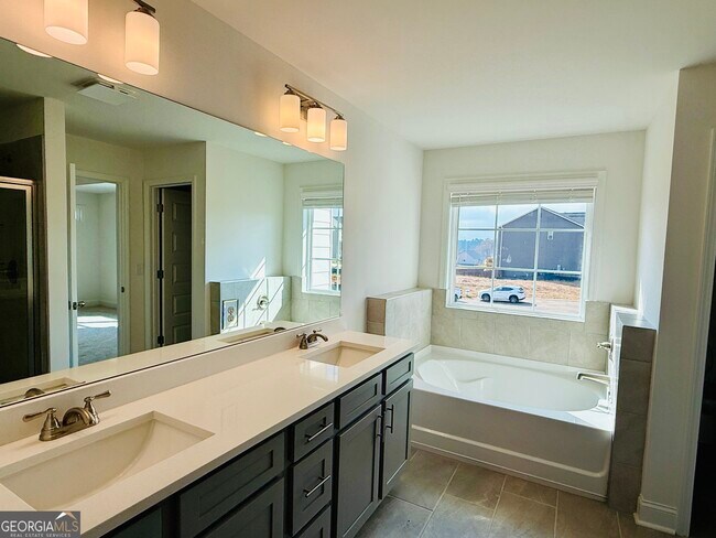 Building Photo - 7267 Millbrae Walk