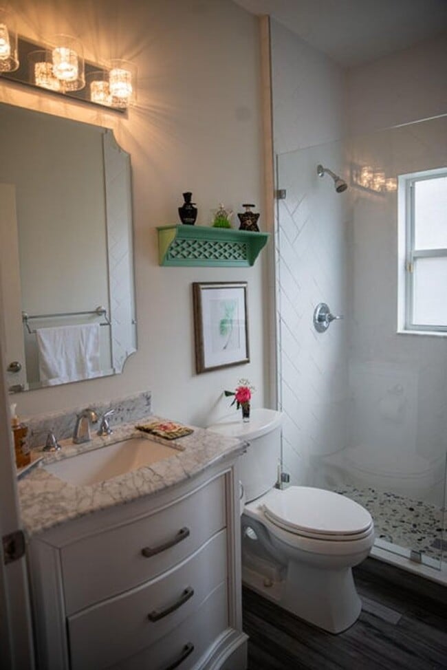 Building Photo - 9825 Mantova Dr