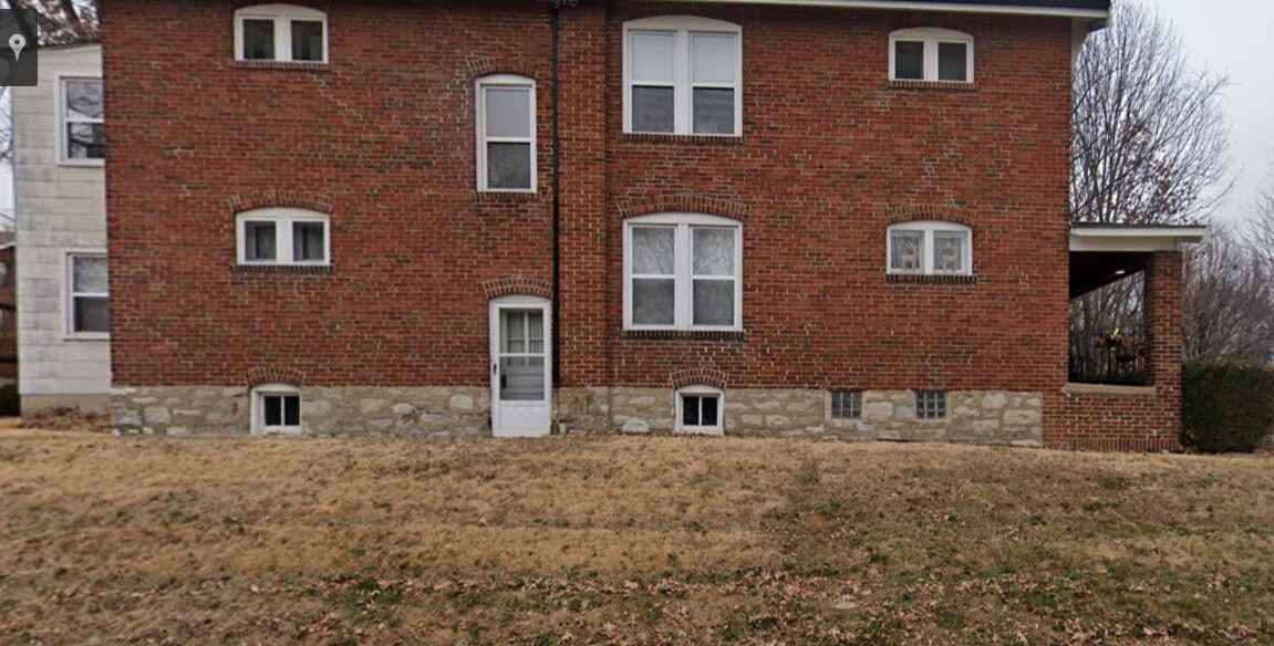 Side Building - 7700 Lile Ave