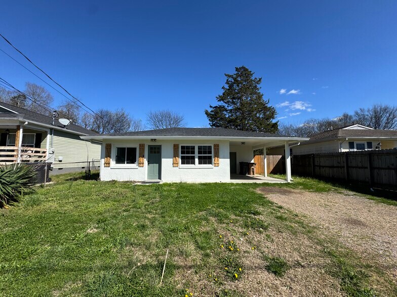 Building Photo - 1712 Vada Cir