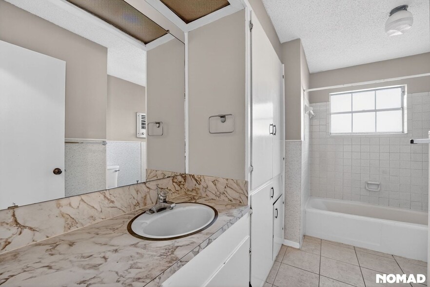 Building Photo - 4635 Marlo Dr