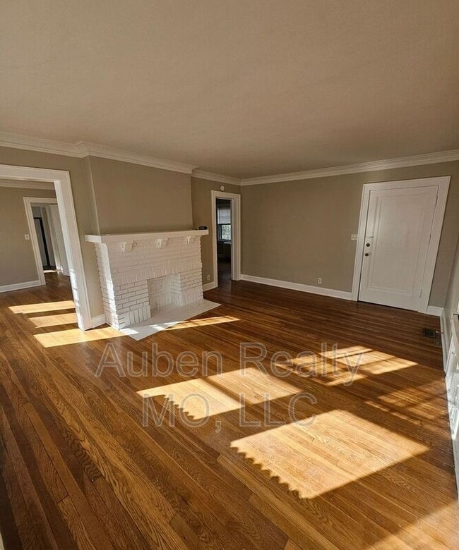 Building Photo - 5436 Harrison St